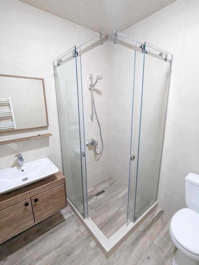 Brand New Apartment In Kutaisi Exterior foto